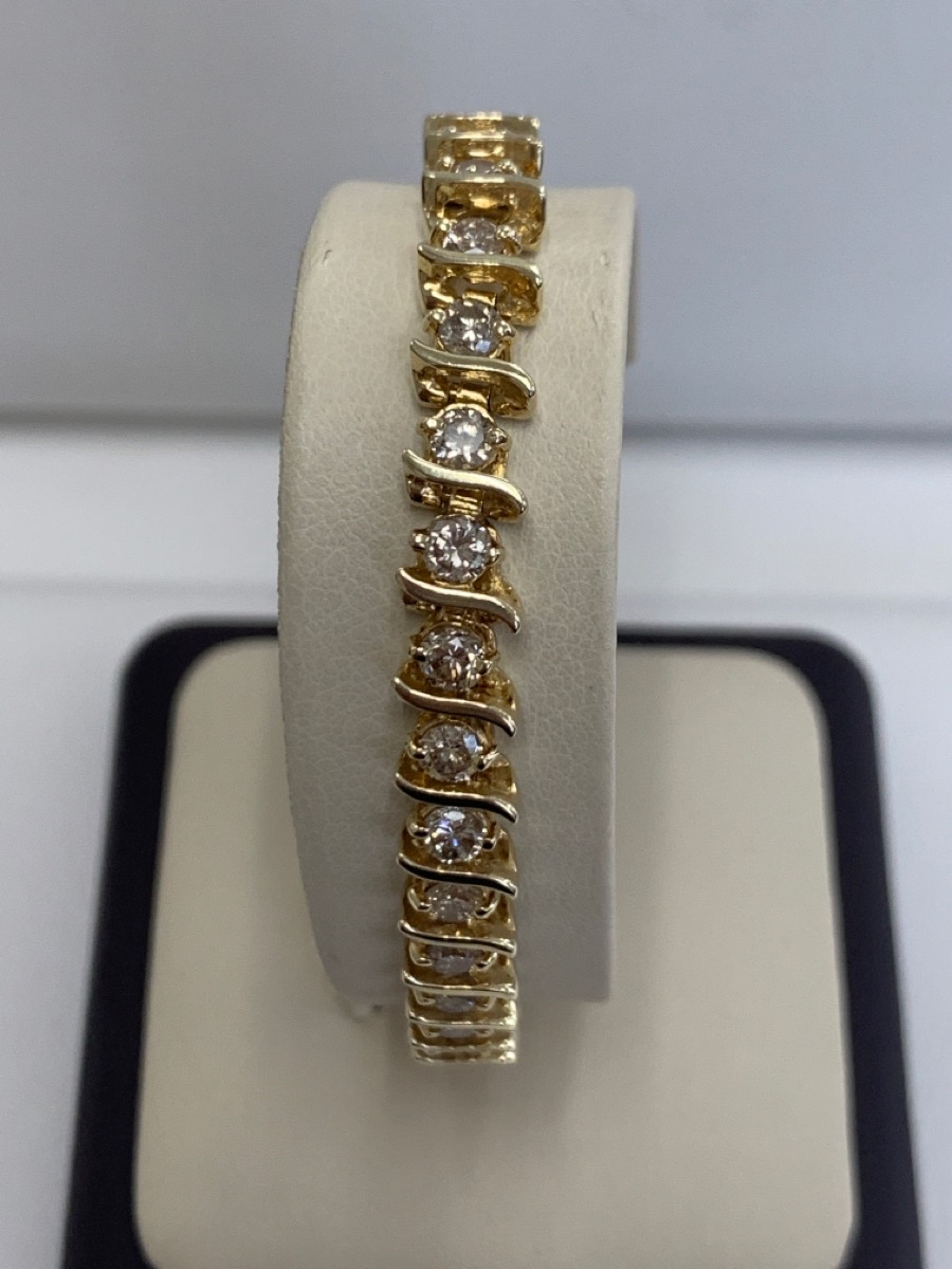 GoldDiamond Bracelet 35 Diamonds 4.98 Carat T.W. 14K