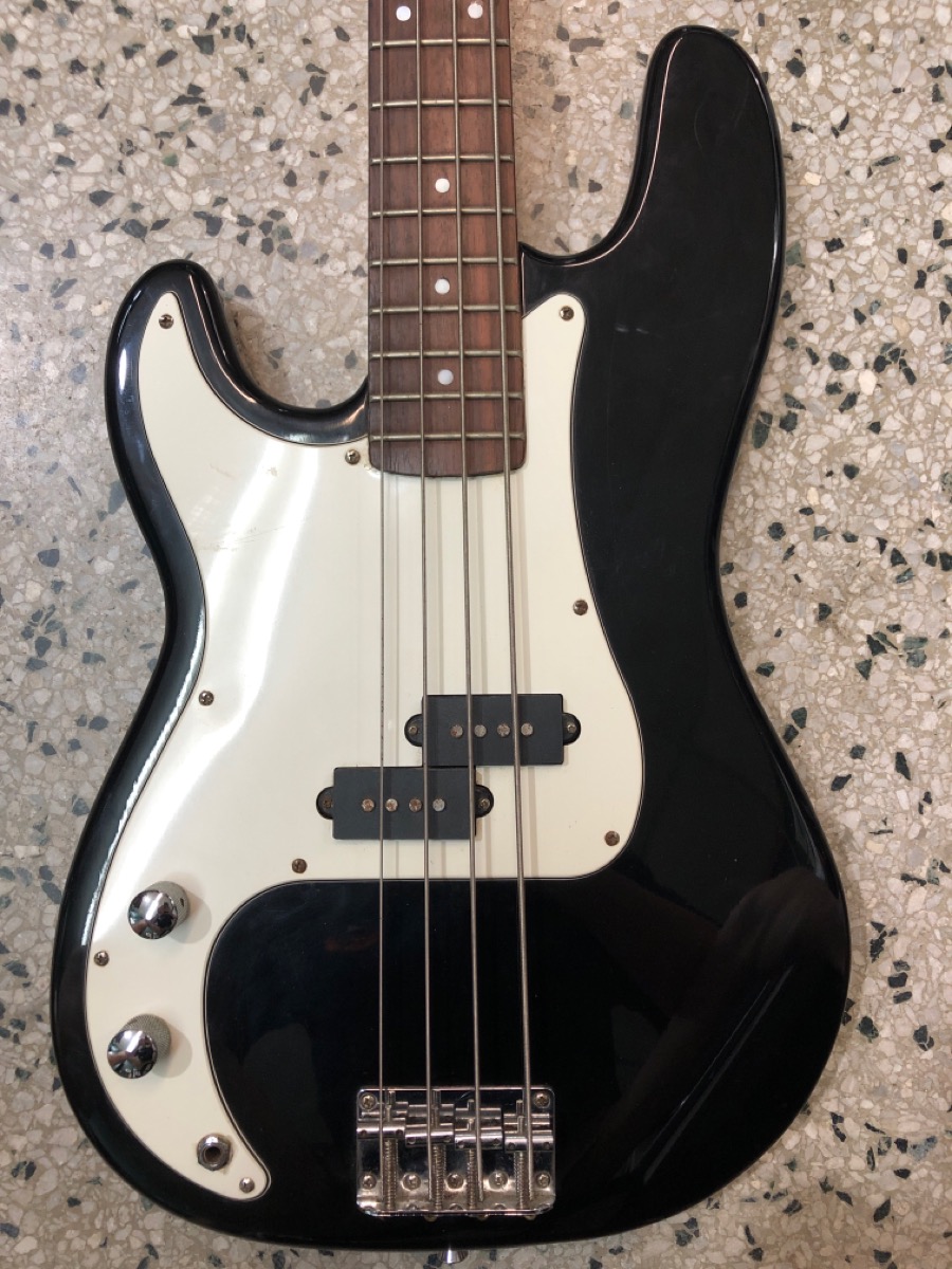 AXL GUITARS JOHNSON BASS Good | Sharp Assets LLC | Gonzales | LA