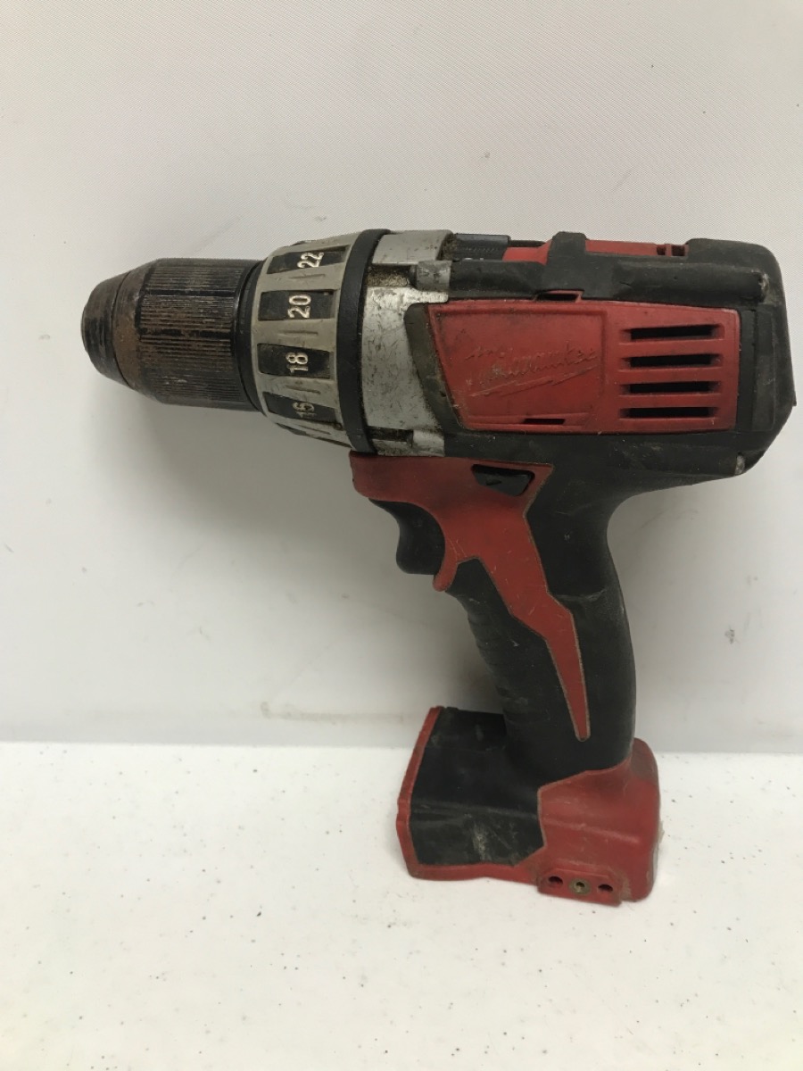 MILWAUKEE 18V 265020 IMPACT DRIVER 260120 DRILL COMBO KIT (RELS