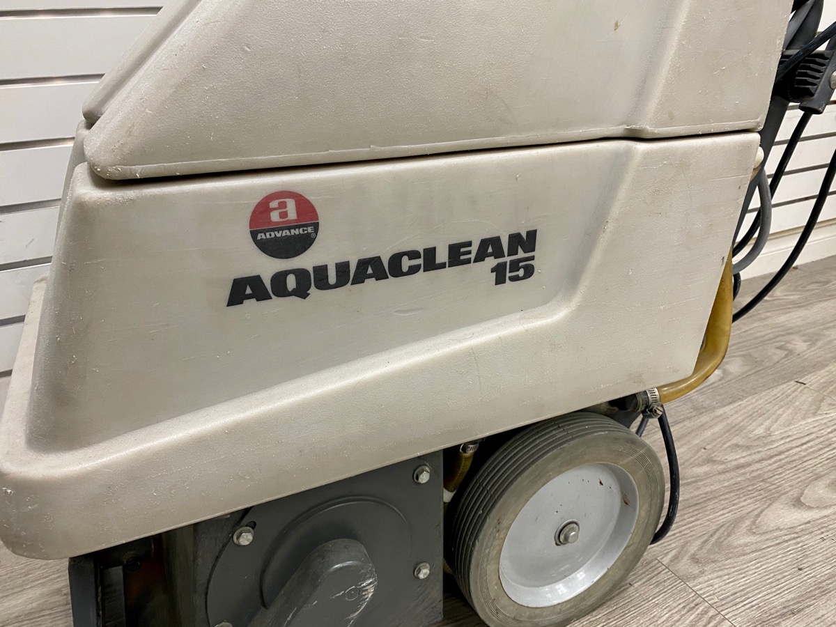 Advance Aquaclean 15 Carpet Extractor Floor Cleaner Very Good | CashCo ...