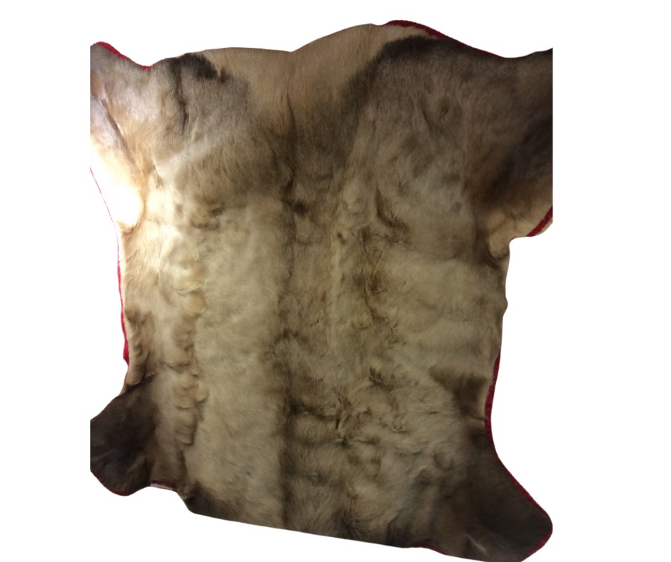 ELK HIDE RUG Acceptable Buya