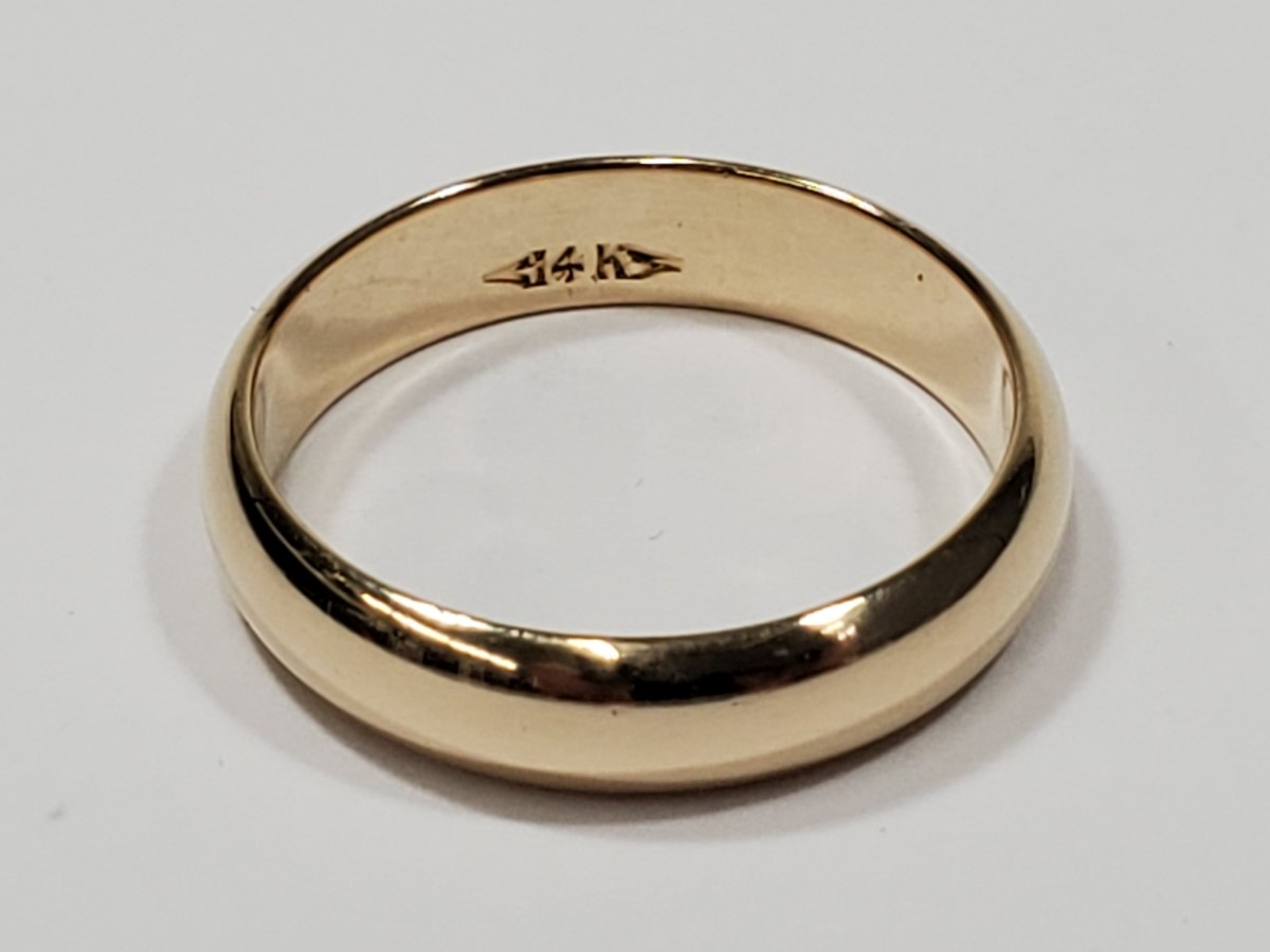 14K SOLID GOLD WEDDING BAND 5MM WIDE COMFORT FIT SIZE 9.5 Preowned