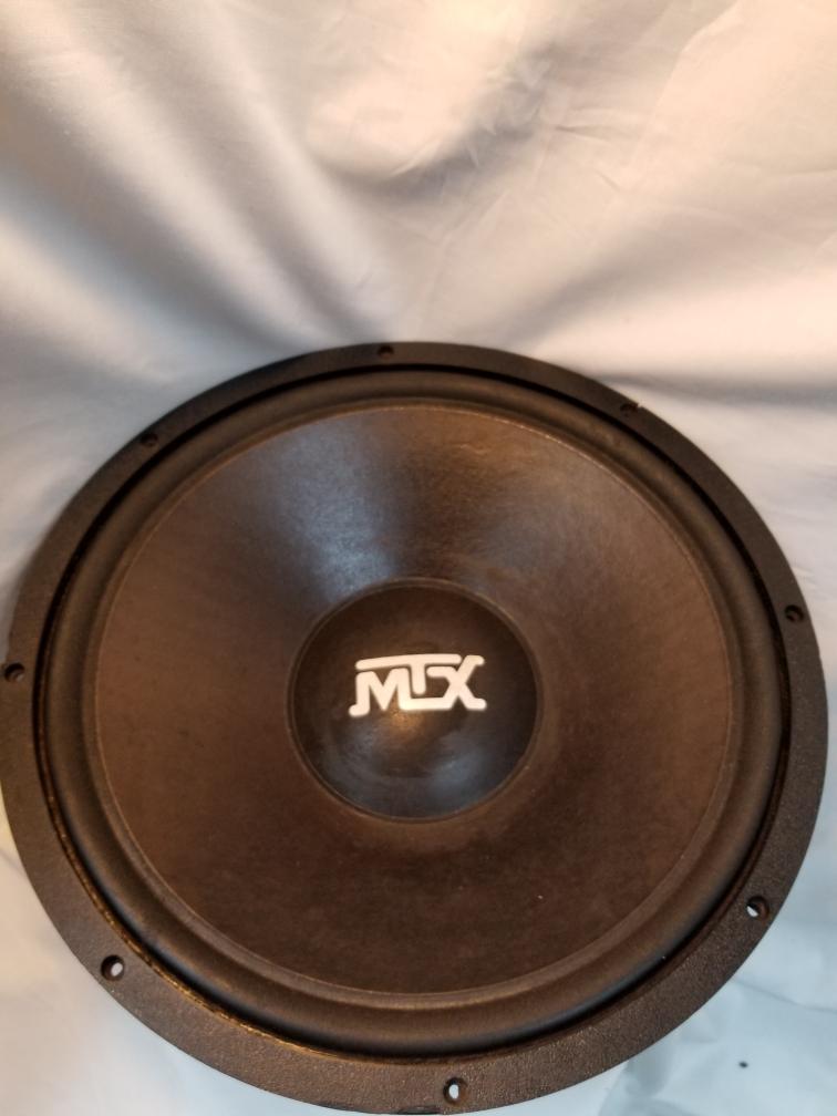 MTX AUDIO 15" SUB Acceptable Buya