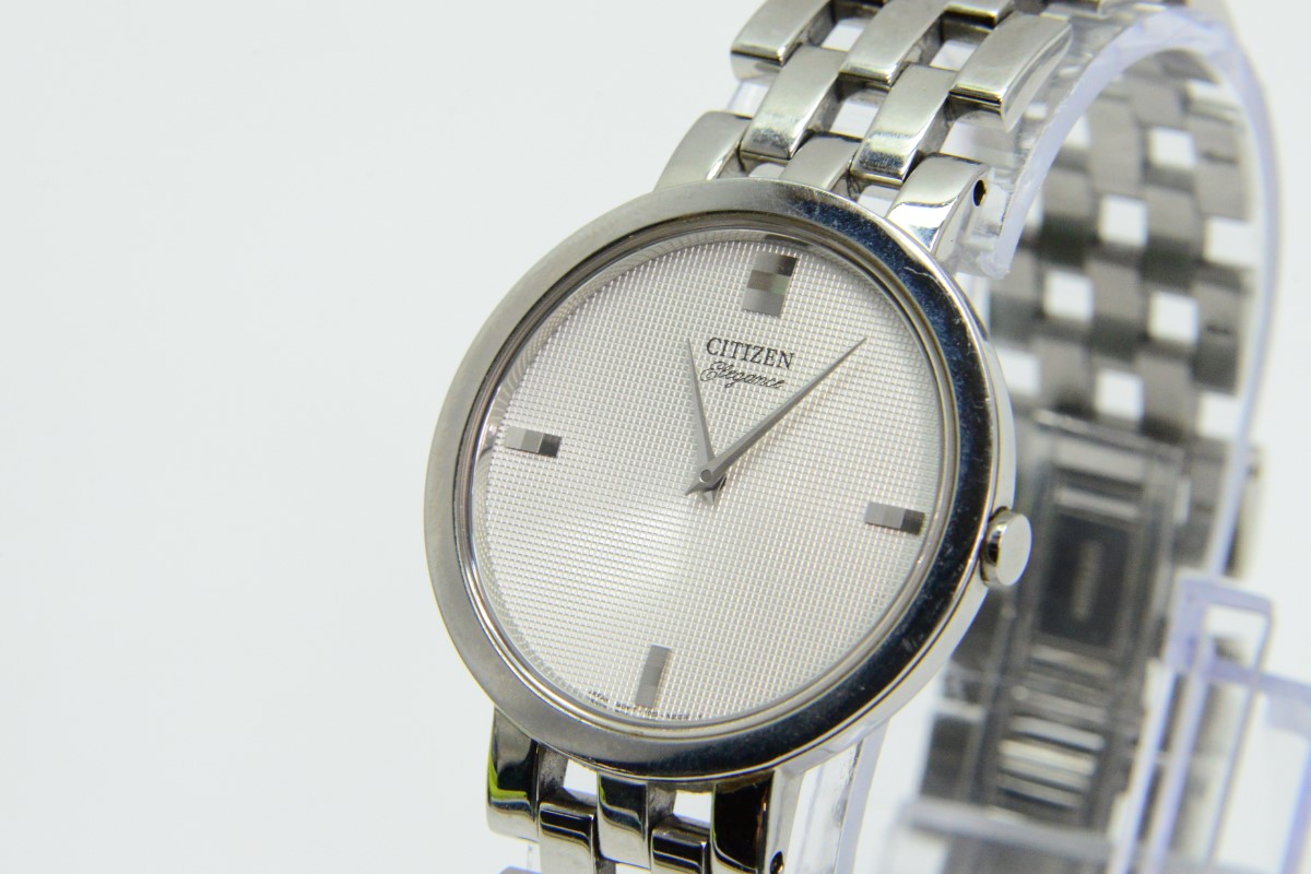 citizen white face watch
