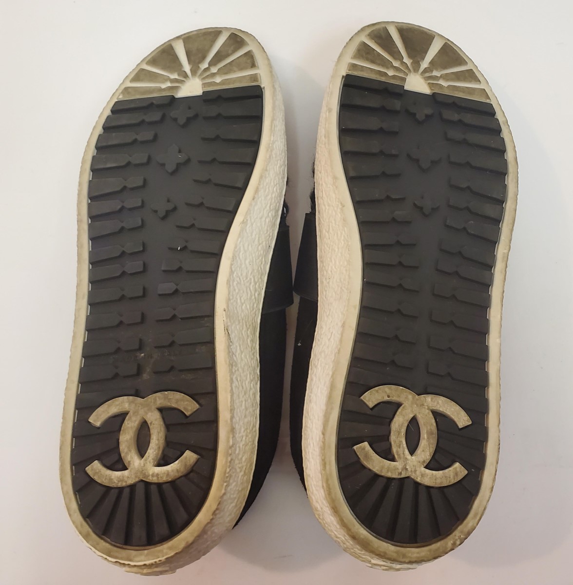 CHANEL BLACK TWEED SLIP ON SNEAKERS Very Good Capital Pawn Salem OR