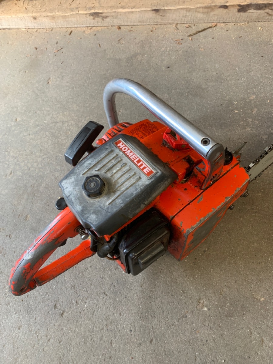 HOMELITE SUPER XL 2 STROKE GAS POWERED CHAINSAW Good Idaho Pawn
