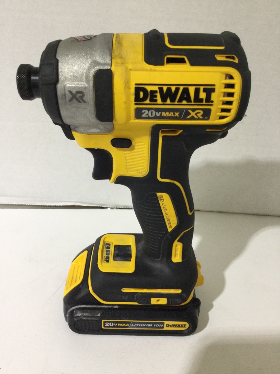 Cordless Dewalt Impact Wrench With LithiumIon 20V Battery and Battery