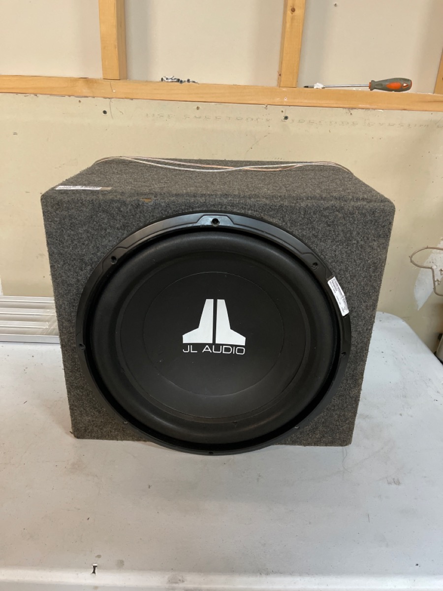 JL AUDIO 15'' SUBWOOFER Like New Sharp Assets LLC Gonzales LA