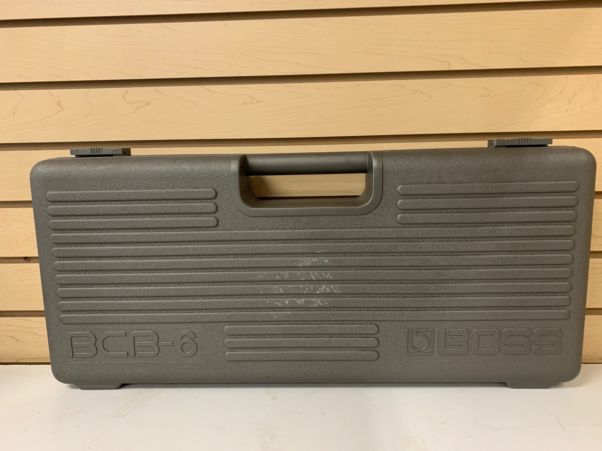 BOSS BCB6 PEDAL BOARD CARRYING CASE Acceptable Greenbacks Ontario Canada