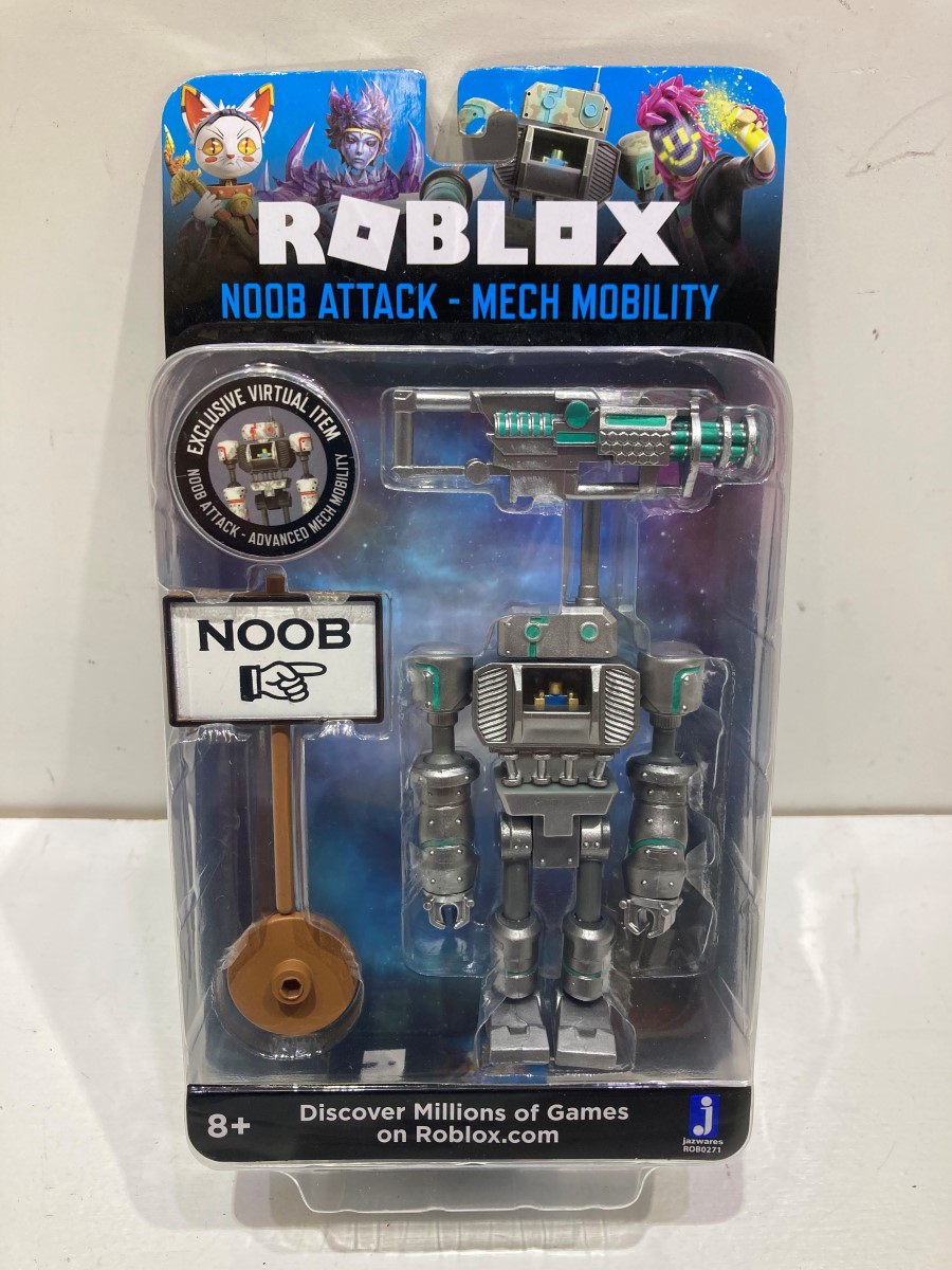 New Roblox Noob Attack Mech Mobility Figure With Exclusive Digital Item Code Brand New Buya - roblox noob figure