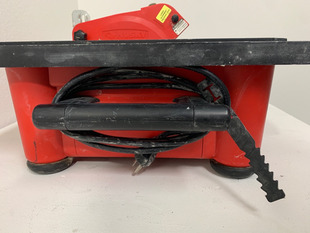 HUSKY TOOLS THD750L TILE SAW Good River City Pawnbrokers Evansville