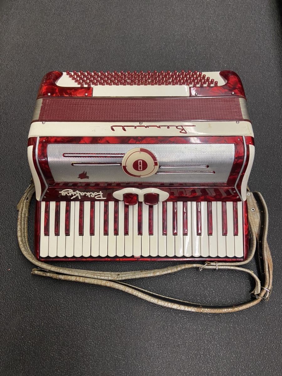 BERNELLI POLKA KING ACCORDION Good Buya
