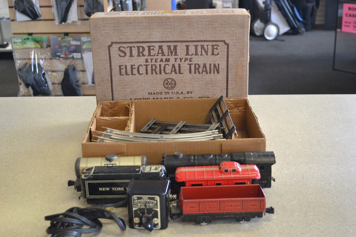 streamline electric train