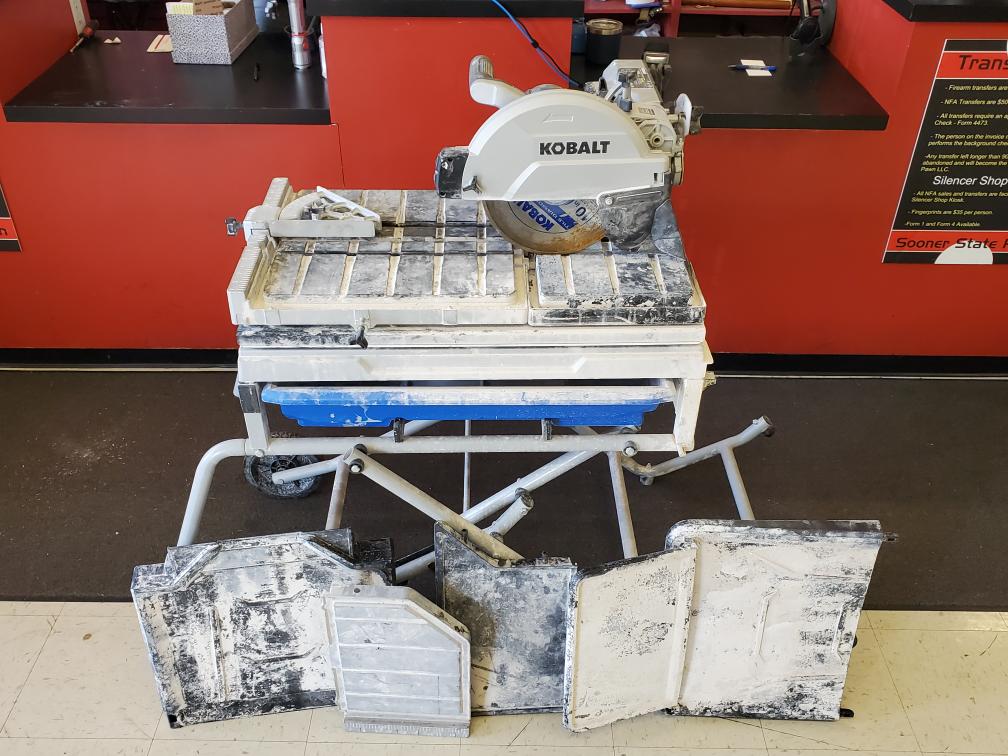 Kobalt 10in 15Amp Wet Sliding Table Tile Saw with Stand Very Good