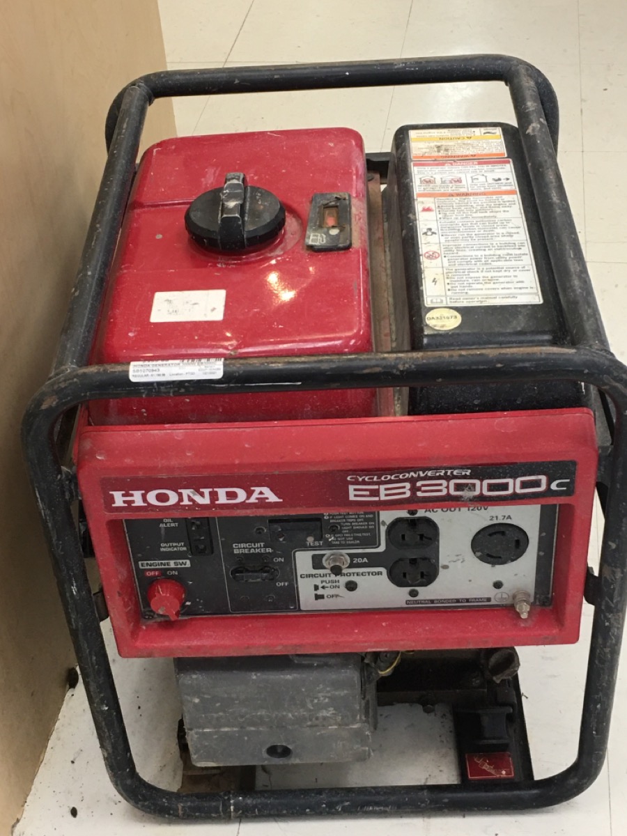Honda EB3000C 3000W Portable Gas Powered Generator (IN PICK UP)