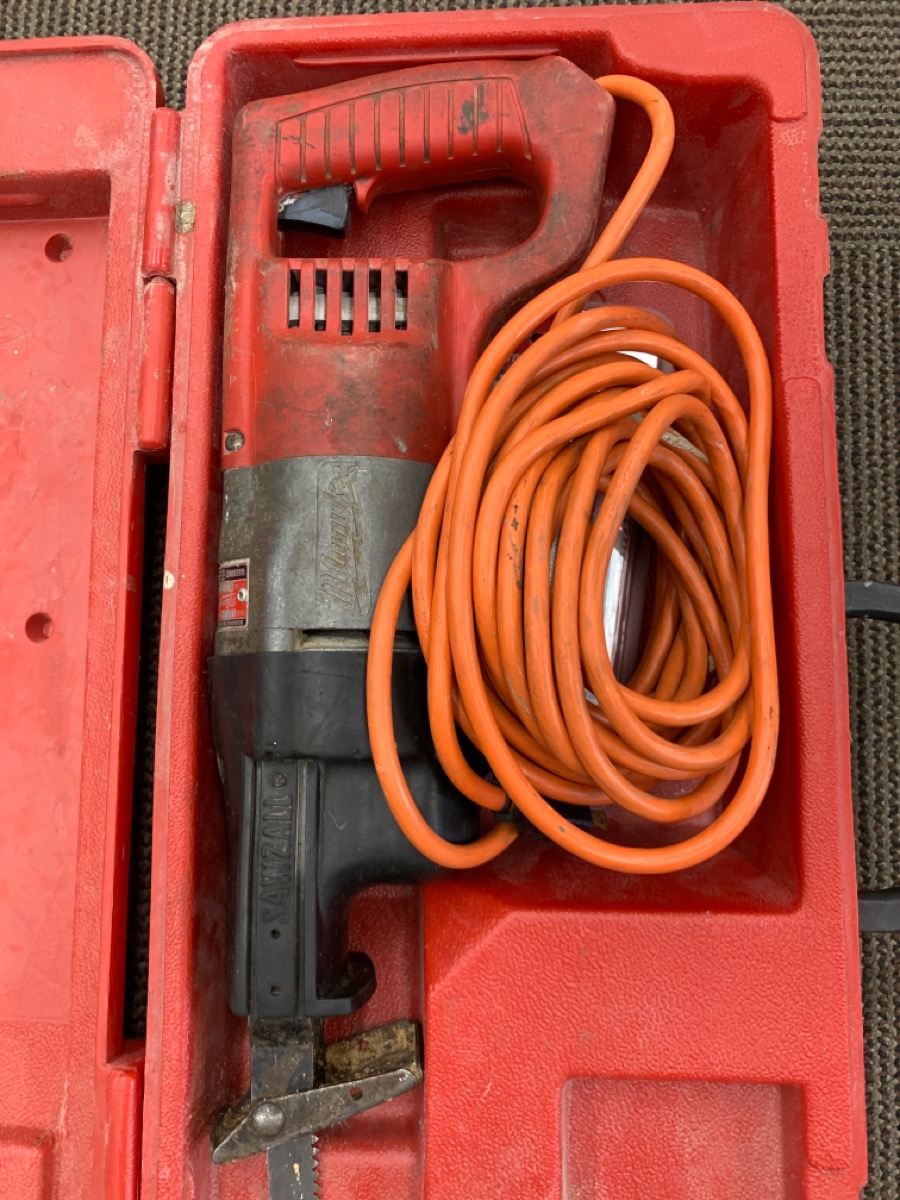 MILWAUKEE 65076 CORDED SAWZALL Acceptable Axel's Spokane WA