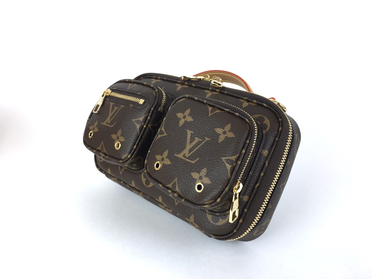 Louis Vuitton Utility Crossbody Review