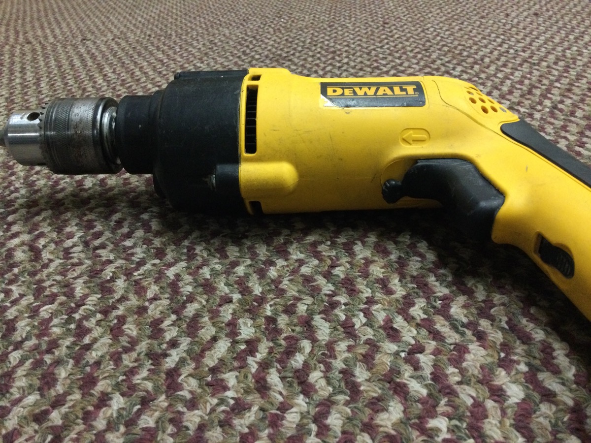 DEWALT 120V HAMMER DRILL; TYPE 3 DW511 1/2" CHUCK Acceptable Carson