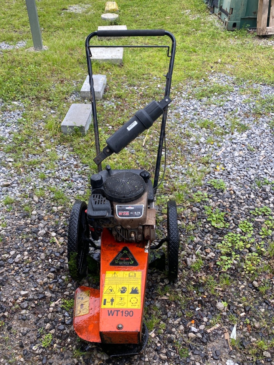 ECHO OUTDOOR POWER EQUIPMENT BEARCAT WT190 Very Good | Sharp Assets LLC ...