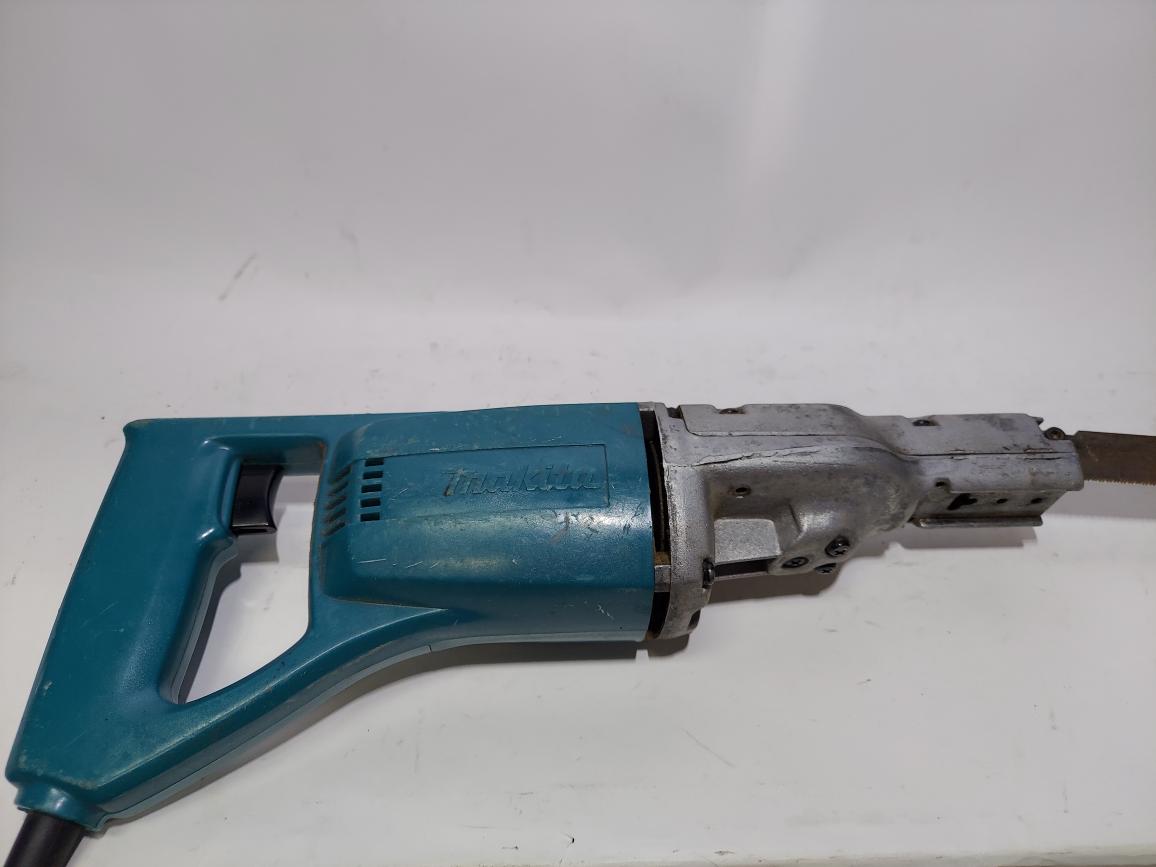 MAKITA CORDED RECIPROCATING SAW Good Capital Pawn Salem OR