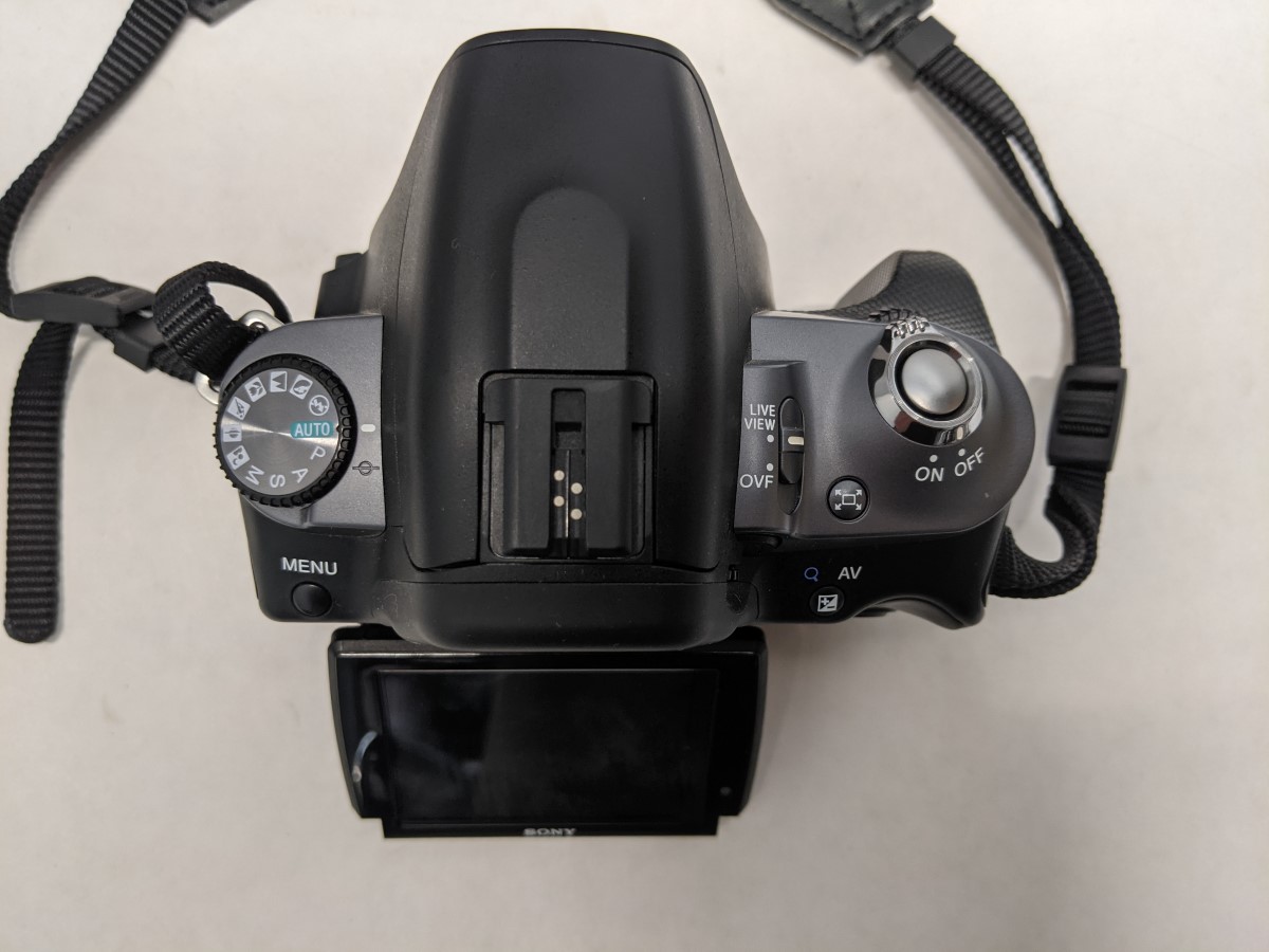 Sony Alpha DSLRA330 Camera 10.2MP (Body Only) See Photos Good