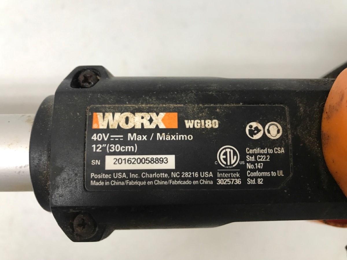 WORX WG180 LAWN TRIMMER EDGER W/BATTERY & CHARGER (alls) Good Sharp