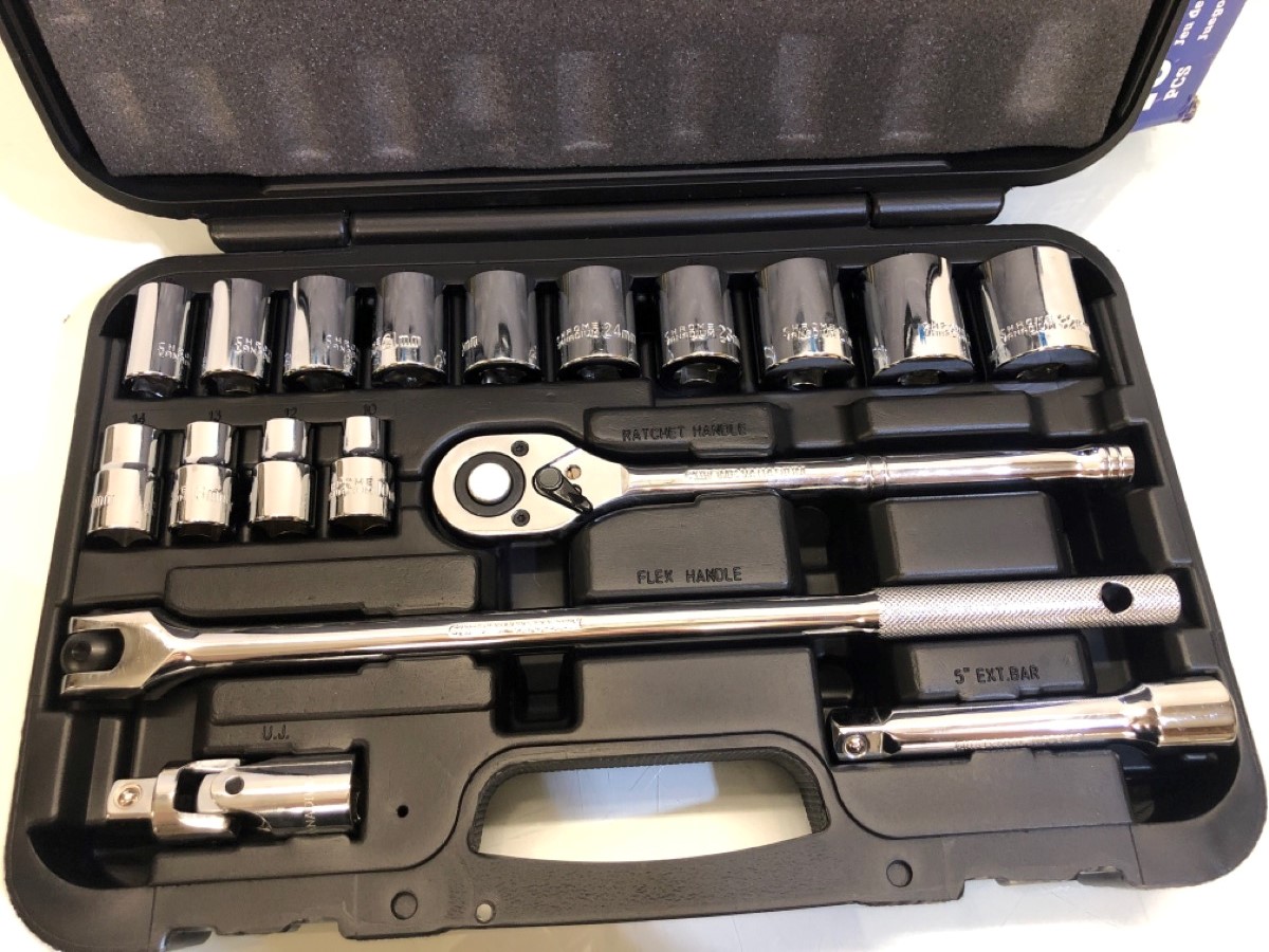 VULCAN TOOLS 8053787 Vulcan Socket Set, 19 Piece, 1/2 In Maxi Drive