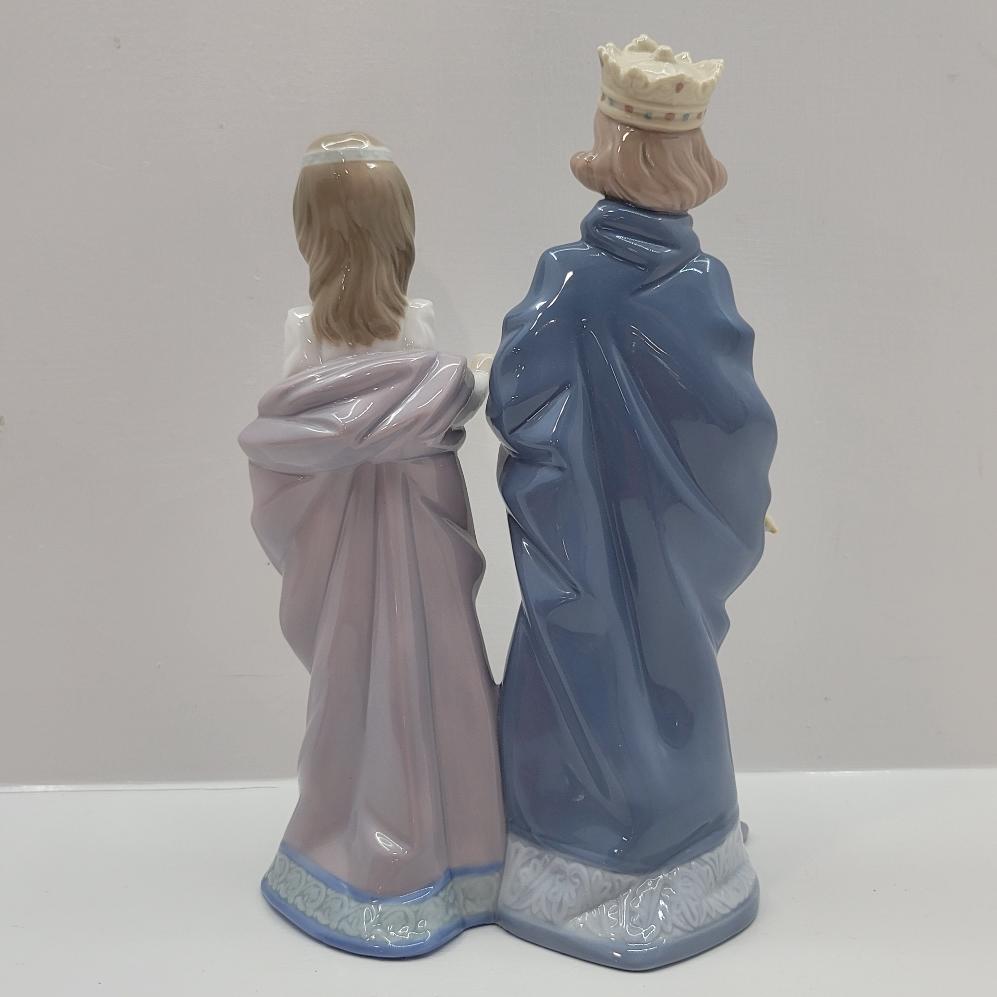 LLadro 6116 Medieval Majesty Vintage 1994 Retired Porcelain King