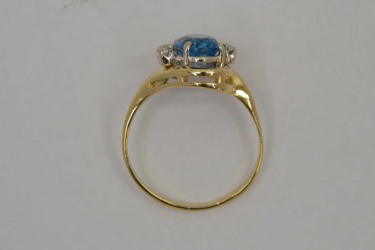 Lady's Blue Chrysoberyl Stone & Diamond Ring 2 Diamonds .02ctw Sz:7.2 ...