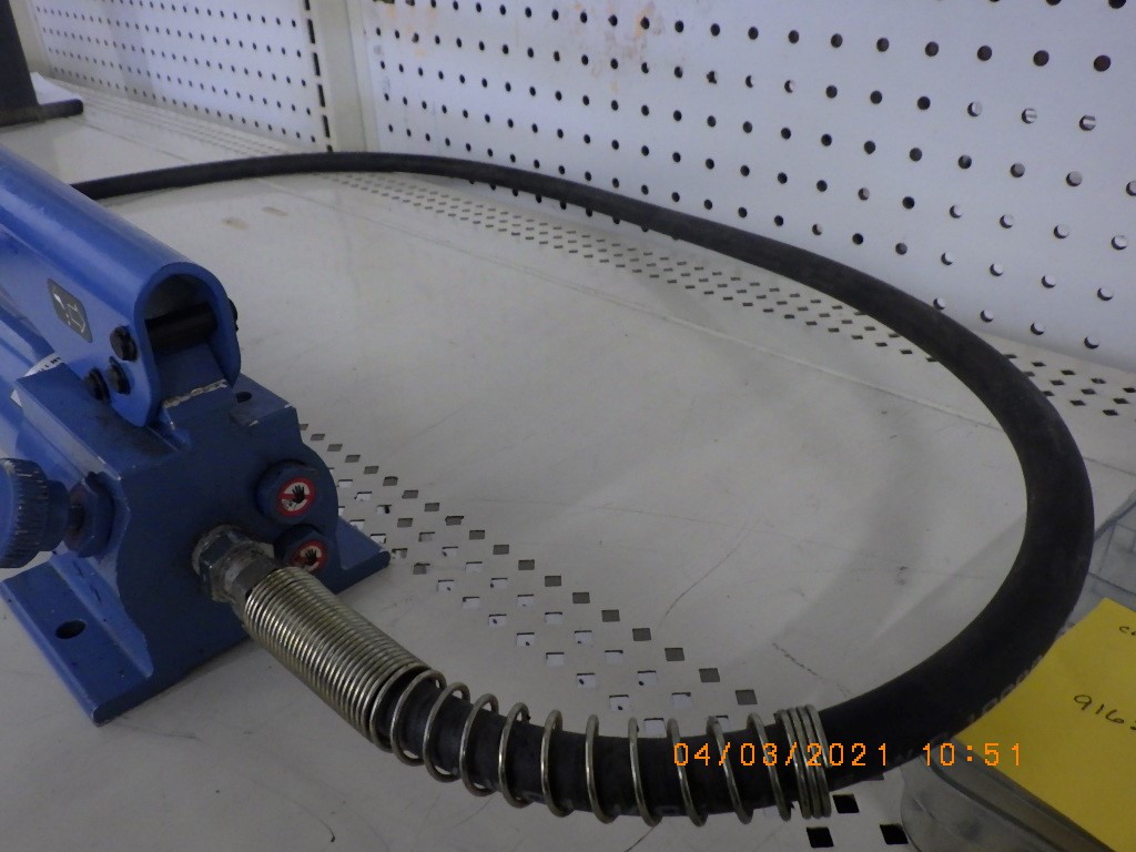 OTC HYDRAULIC HAND PUMP & HOSE ASSEMBLY Good Top Dog Pawn Augusta GA