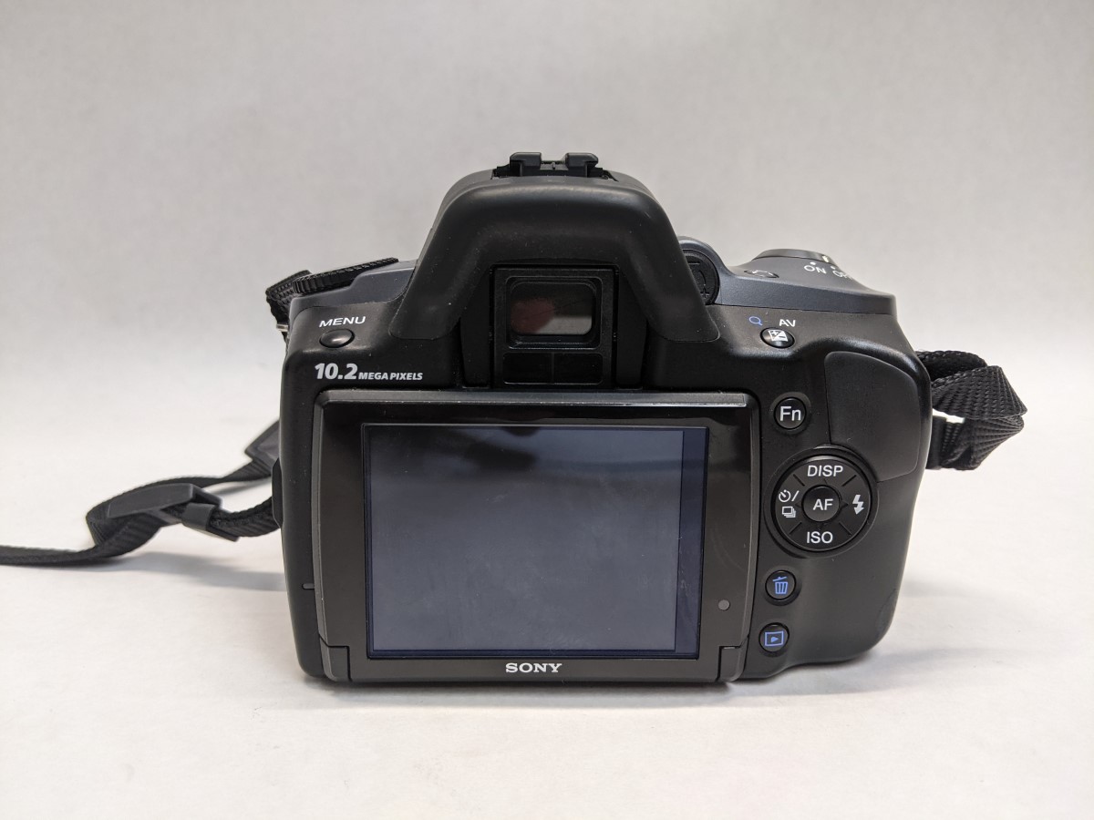 Sony Alpha DSLRA330 Camera 10.2MP (Body Only) See Photos Good