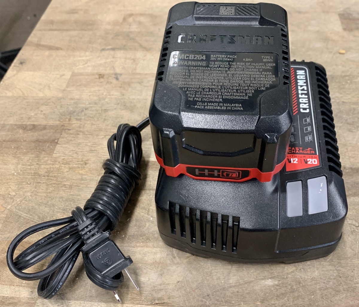 CRAFTSMAN CMCS714M1 Sliding Compound Battery Operated Miter Saw Very