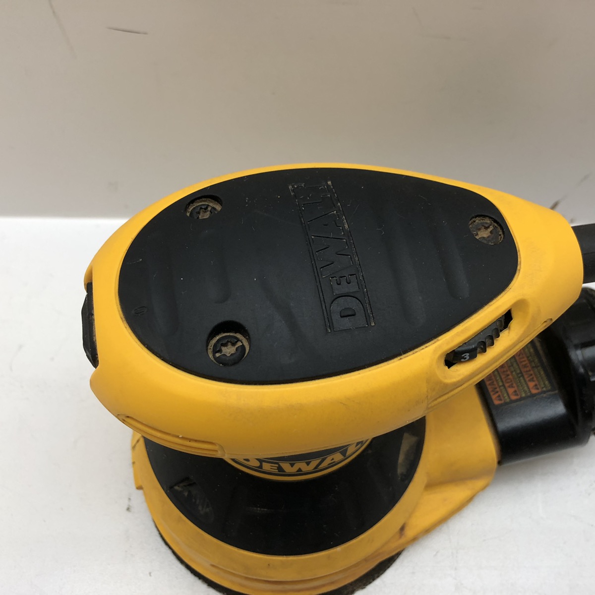 DeWalt D26453 Corded Electric 5" Variable Speed Random Orbital