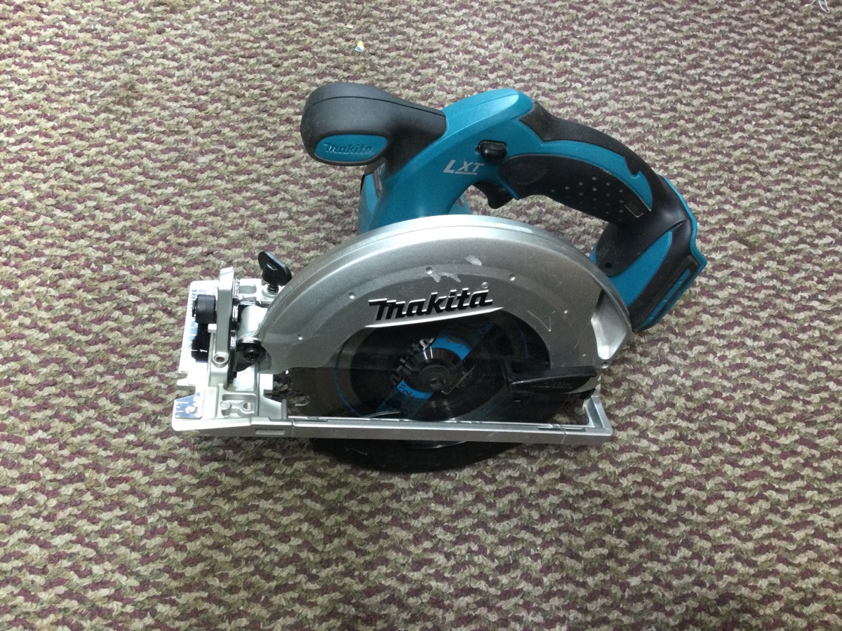 MAKITA CIRCULAR SAW XSS02 (TOOL ONLY) Acceptable Carson Jewelry