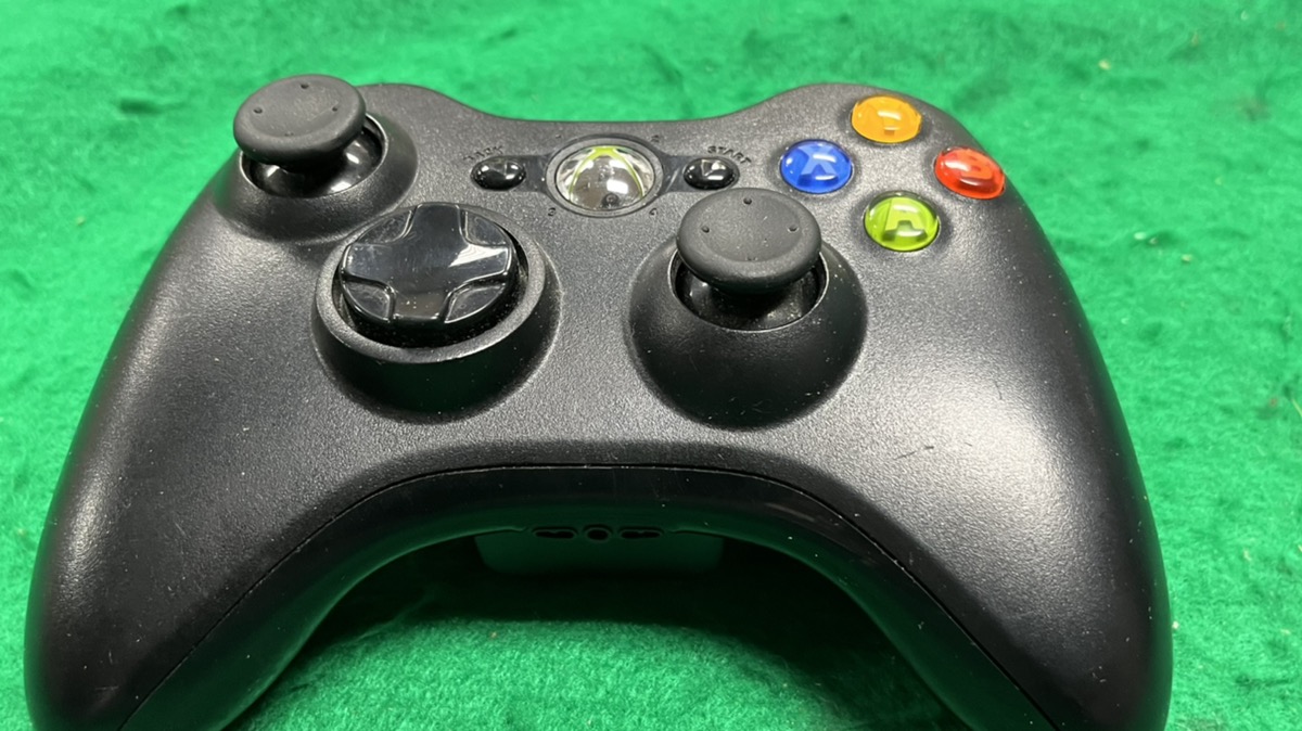 XBOX 360 E BLUE 250GB CONSOLE Very Good Buya