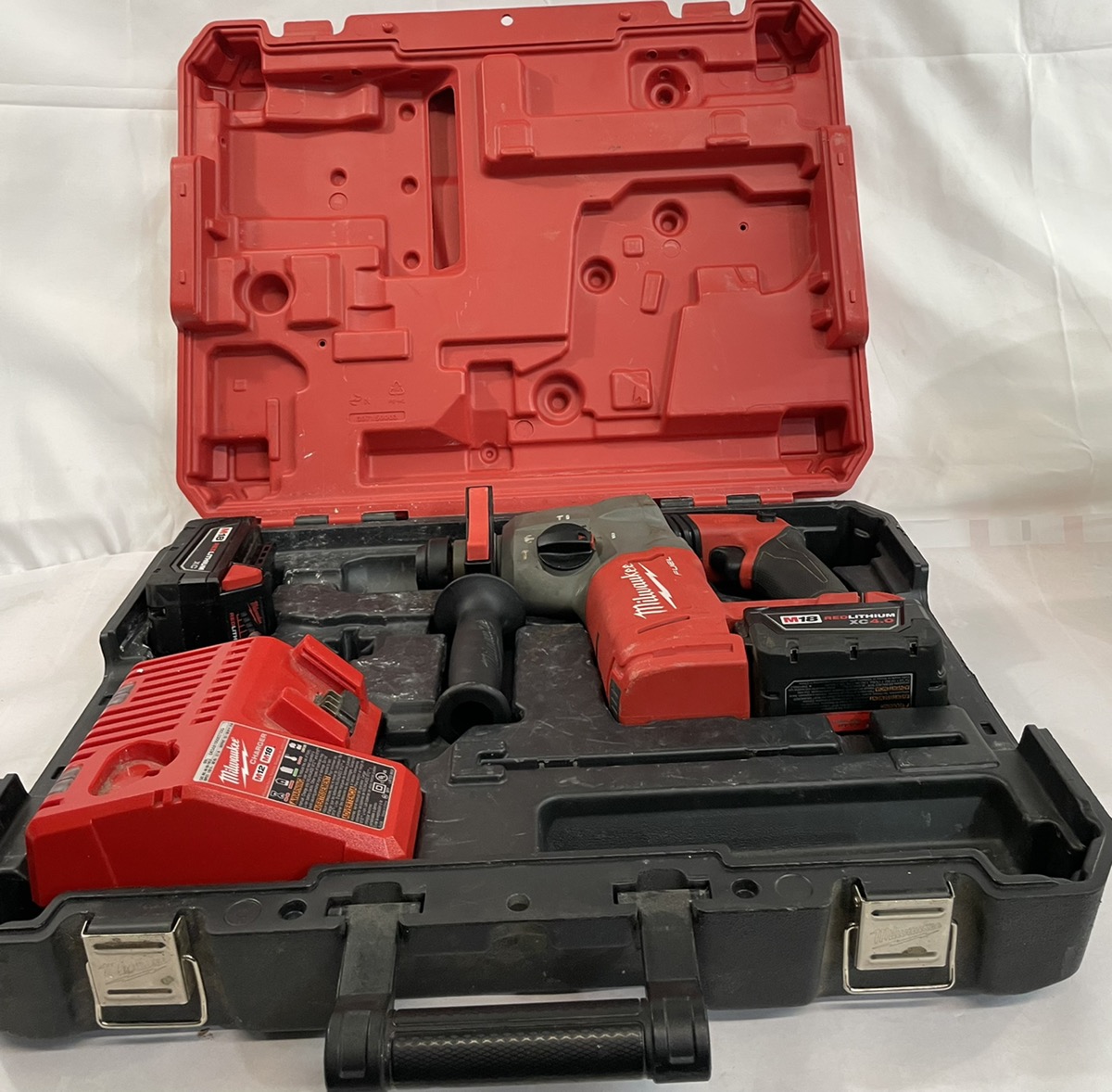 MILWAUKEE 271222 M18 Fuel 1" SDS Plus Rotary Hammer Kit (mme) Very