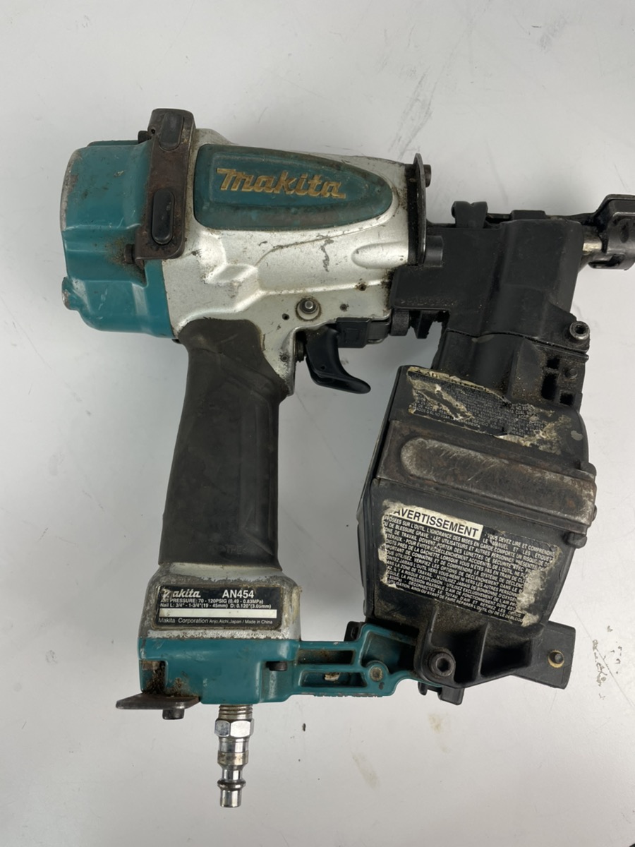 Makita AN454 13/4Inch 120Psi Adjustable Pneumatic Roofing Coil