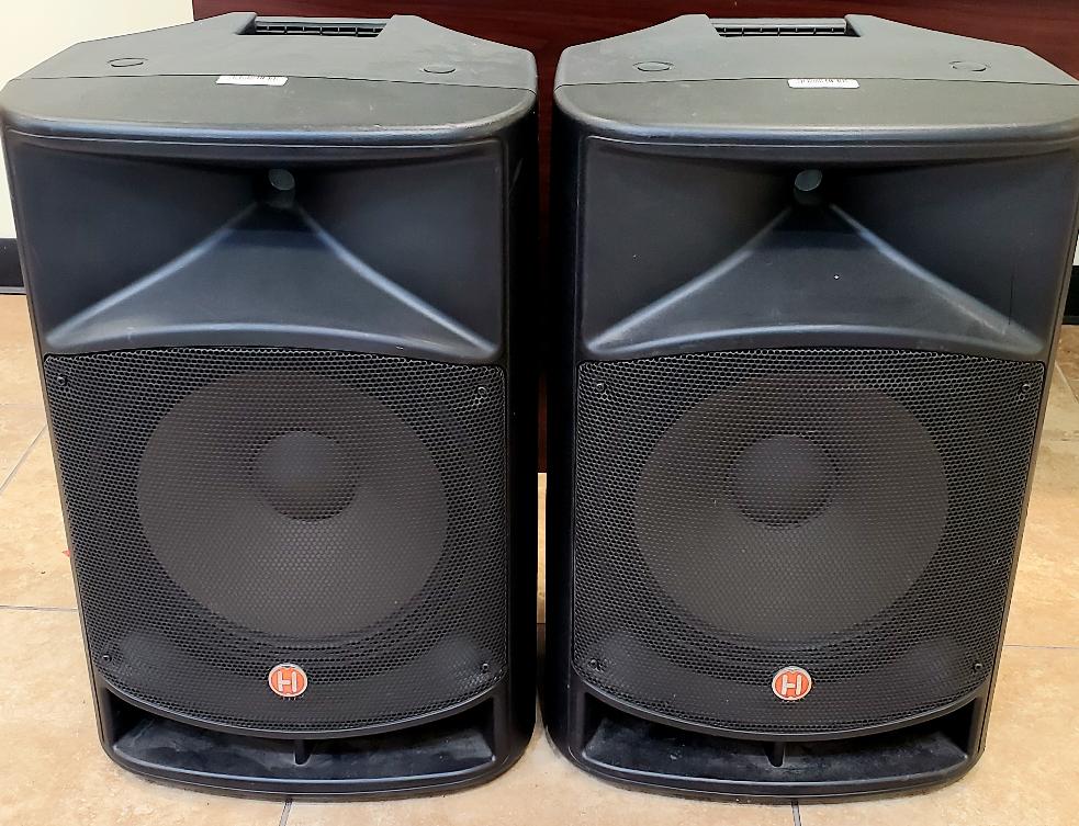 HARBINGER Pair VaRi V2115 600 W 15" TwoWay Powered Loudspeaker Good