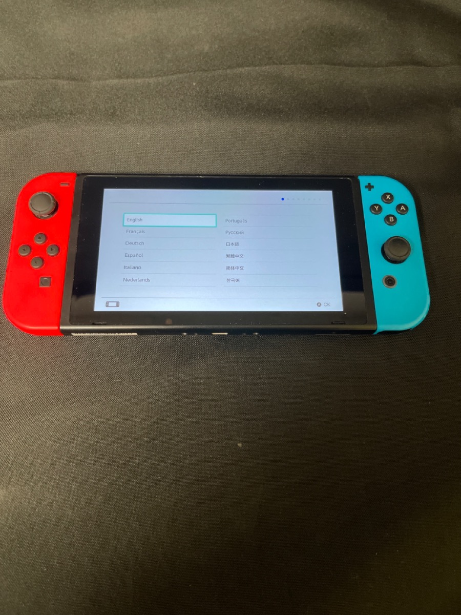 NINTENDO SWITCH, pre-owned, Model HAC-001 w/ hand-held controller ...