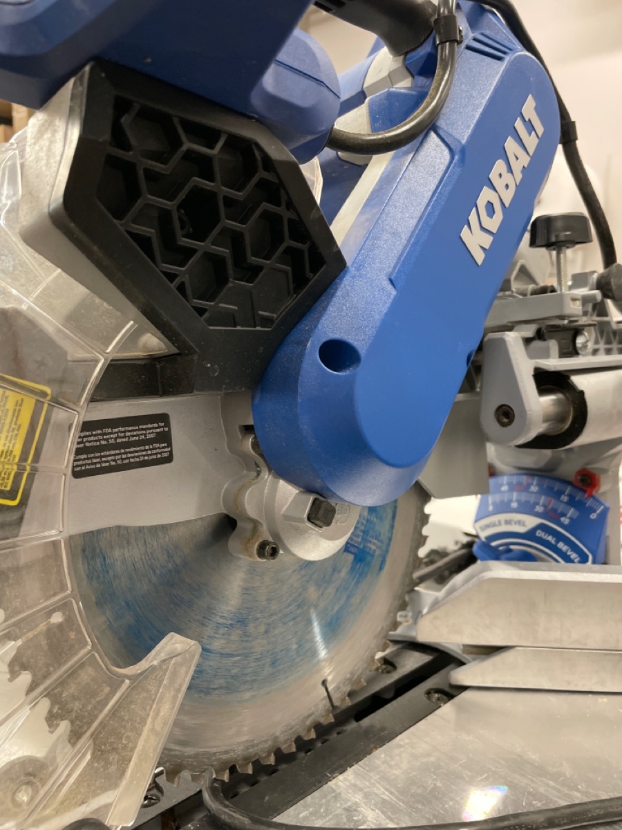 Kobalt 10in 15Amp Dual Bevel Sliding Compound Miter Saw Very Good