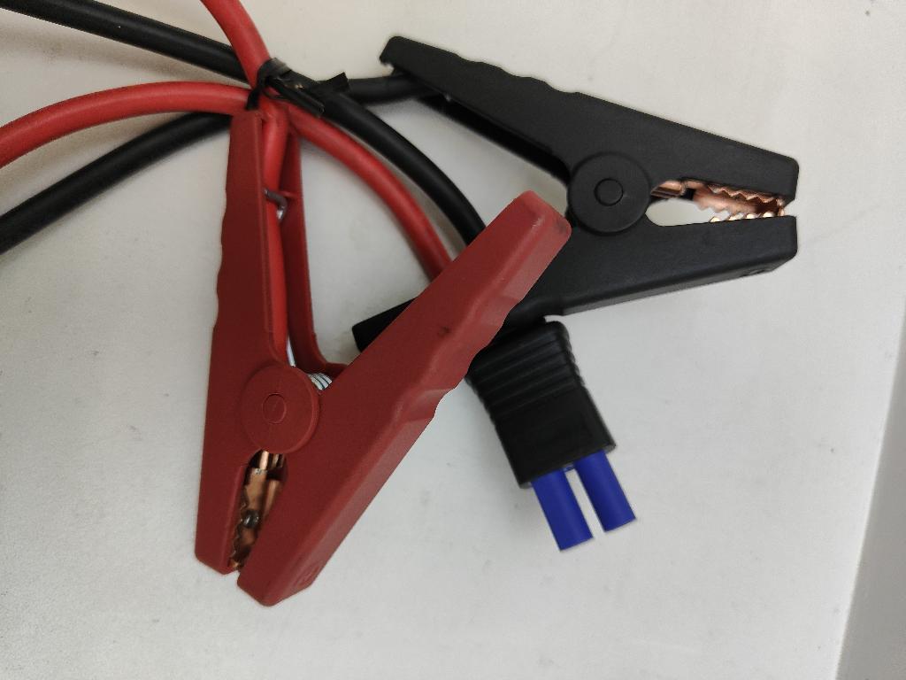 SnapOn Tools EEJP201MBK 12v Lithium Compact Engine Starter Volt Jumper