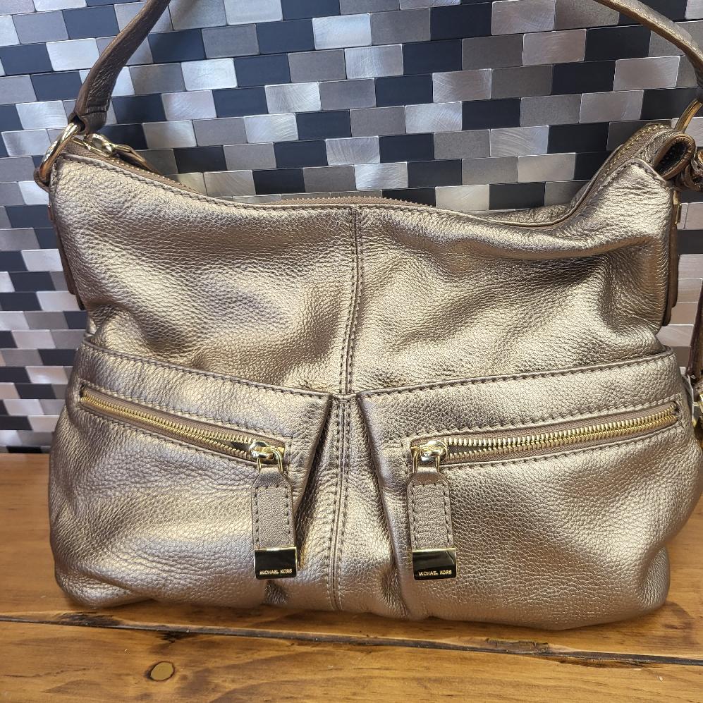 MICHAEL KORS GOLD TRIM SHOULDER BAG as Pictured - Pre-owned Good | Idaho  Pawn & Gold | Boise | ID