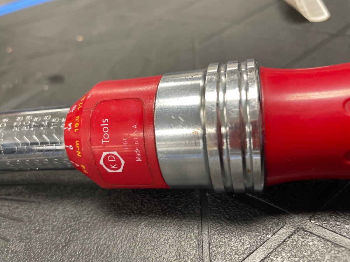 KD TOOLS HEAVY DUTY TORQUE WRENCH Like New Buya