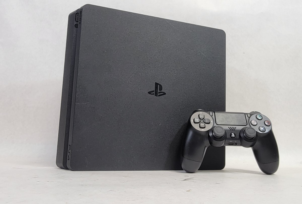 Sony PlayStation 4 Slim 1TB CUH-2015A Jet Black Very Good | Heartland ...