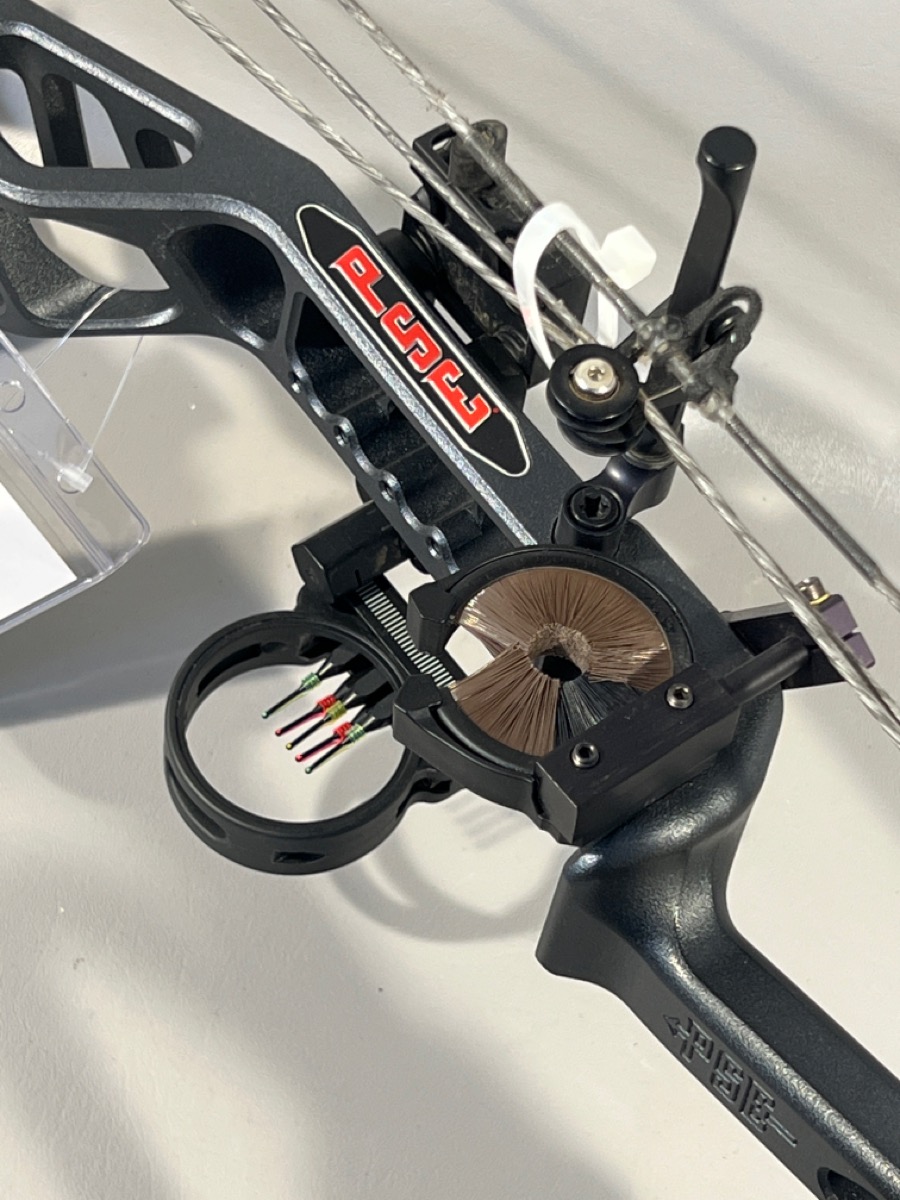 PSE ARCHERY XPEDITE COMPOUND BOW WITH WHISKER BISCUIT AND TROPHY RIDGE