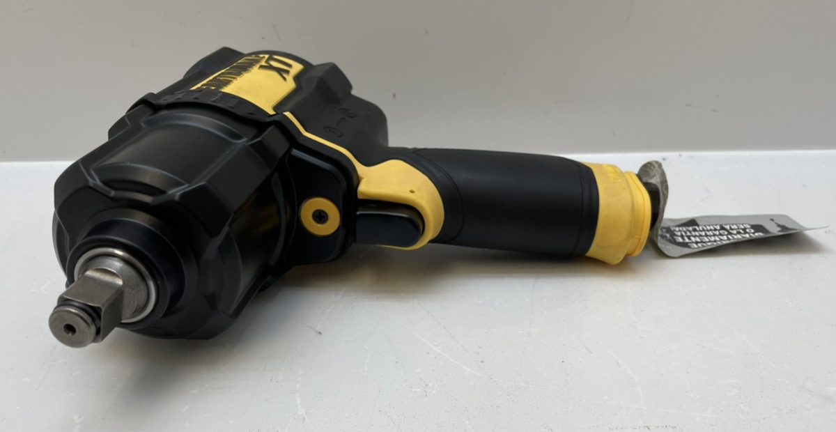 Earthquake XT EQ12YXT 1/2" Air Pneumatic Composite Xtreme Torque Impact