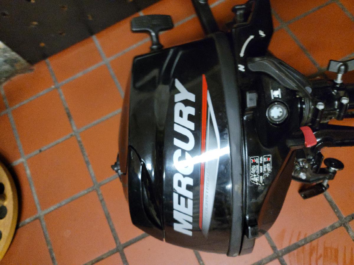 MERCURY MARINE 2.5 HP BOAT MOTOR Like New Sharp Assets LLC Gonzales LA