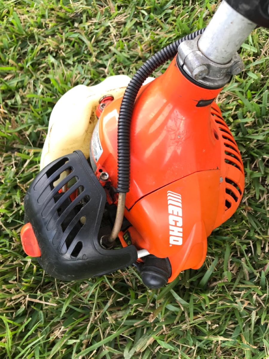 ECHO SRM225 GASOLINE WEEDEATER (re kp) Good Buya