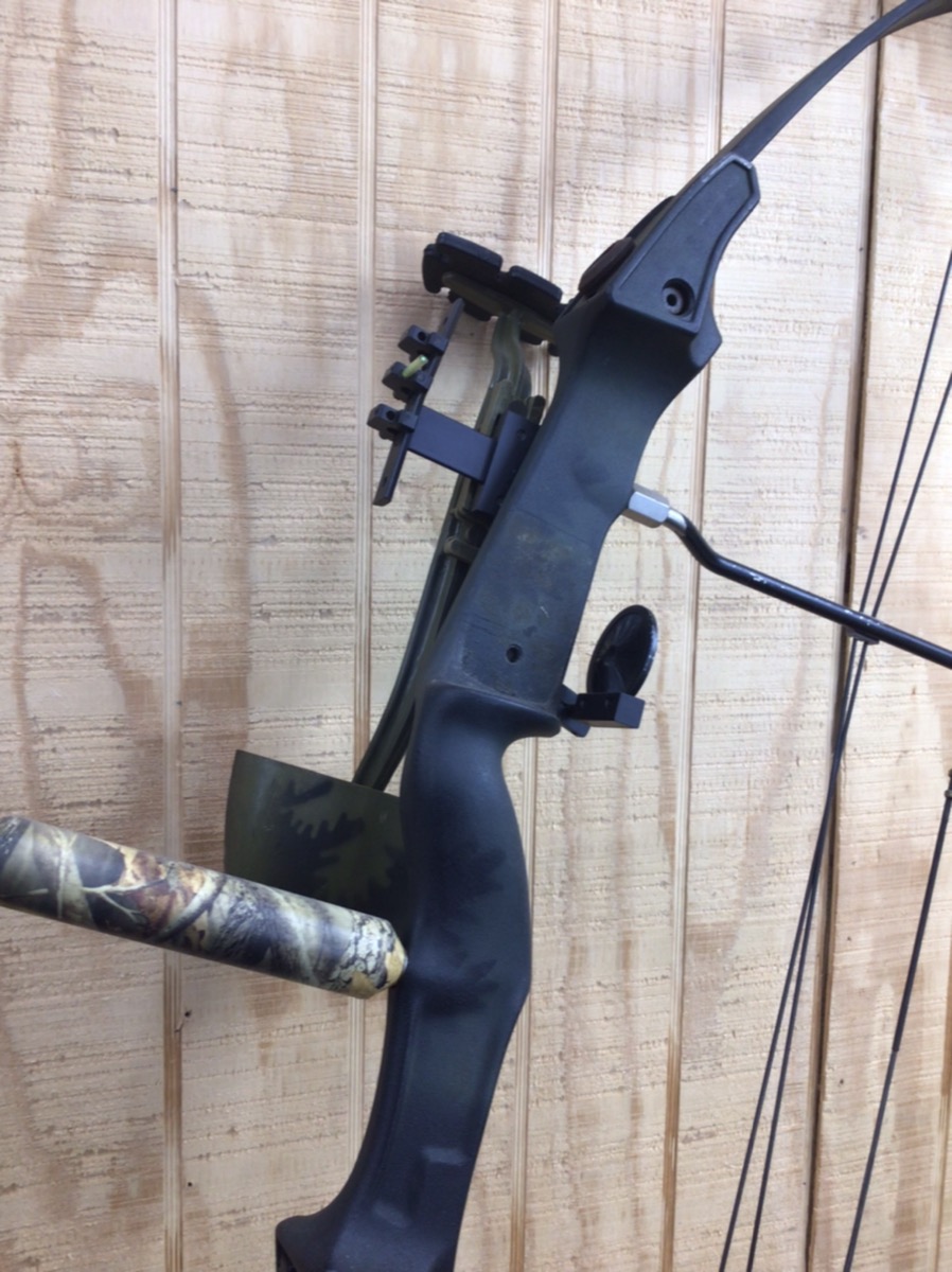 BEAR ARCHERY-PRO SPECIALIST COMPOUND BOW Good | Buya