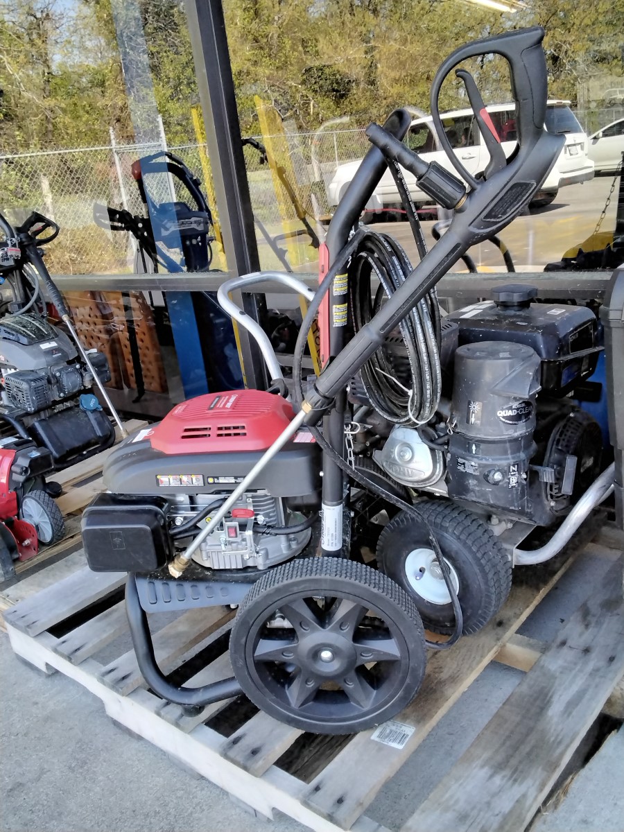 TROY BILT COLD WATER PRESSURE WASHER TB3024 3000 PSI 2.4 GPM